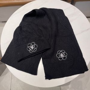 CHANEL new classic suit hat. Hat ➕ scarf.